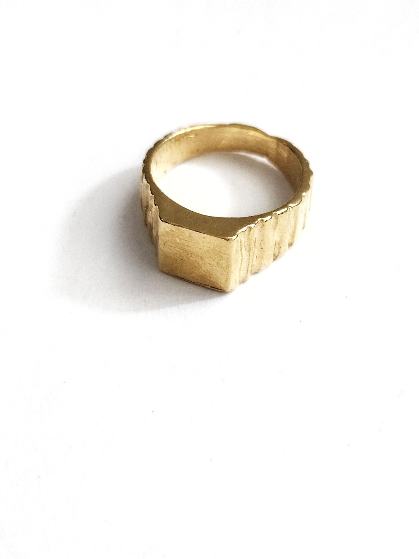 Çizgili Şövalye Yüzük