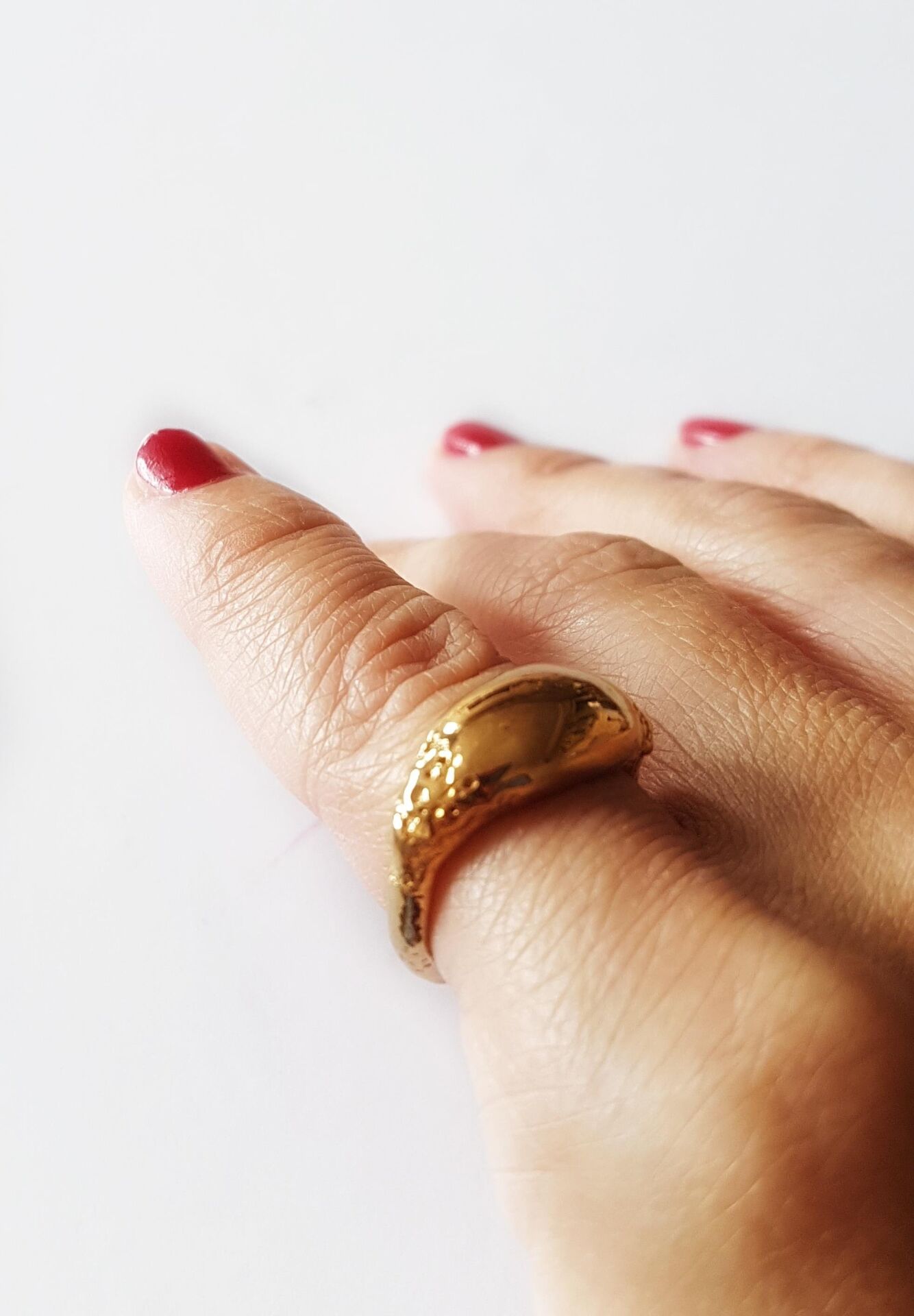 Bombeli Ayarlanabilir Yüzük