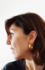 Noktalı Dalgalı Halka Küpe