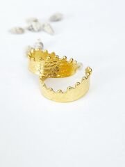 Noktalı Dalgalı Halka Küpe