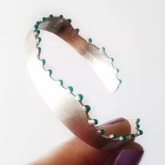 Dalgalı Yeşil Mineli Gümüş Bilezik