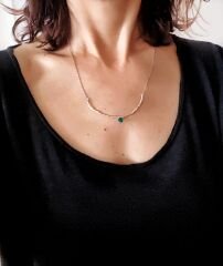 Yeşil Mineli Gümüş Yay Kolye