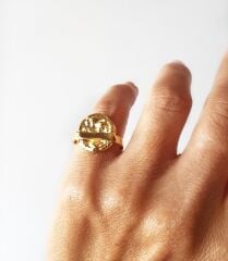 Yuvarlak Üstü Şerit Atkılı Bronz Yüzük