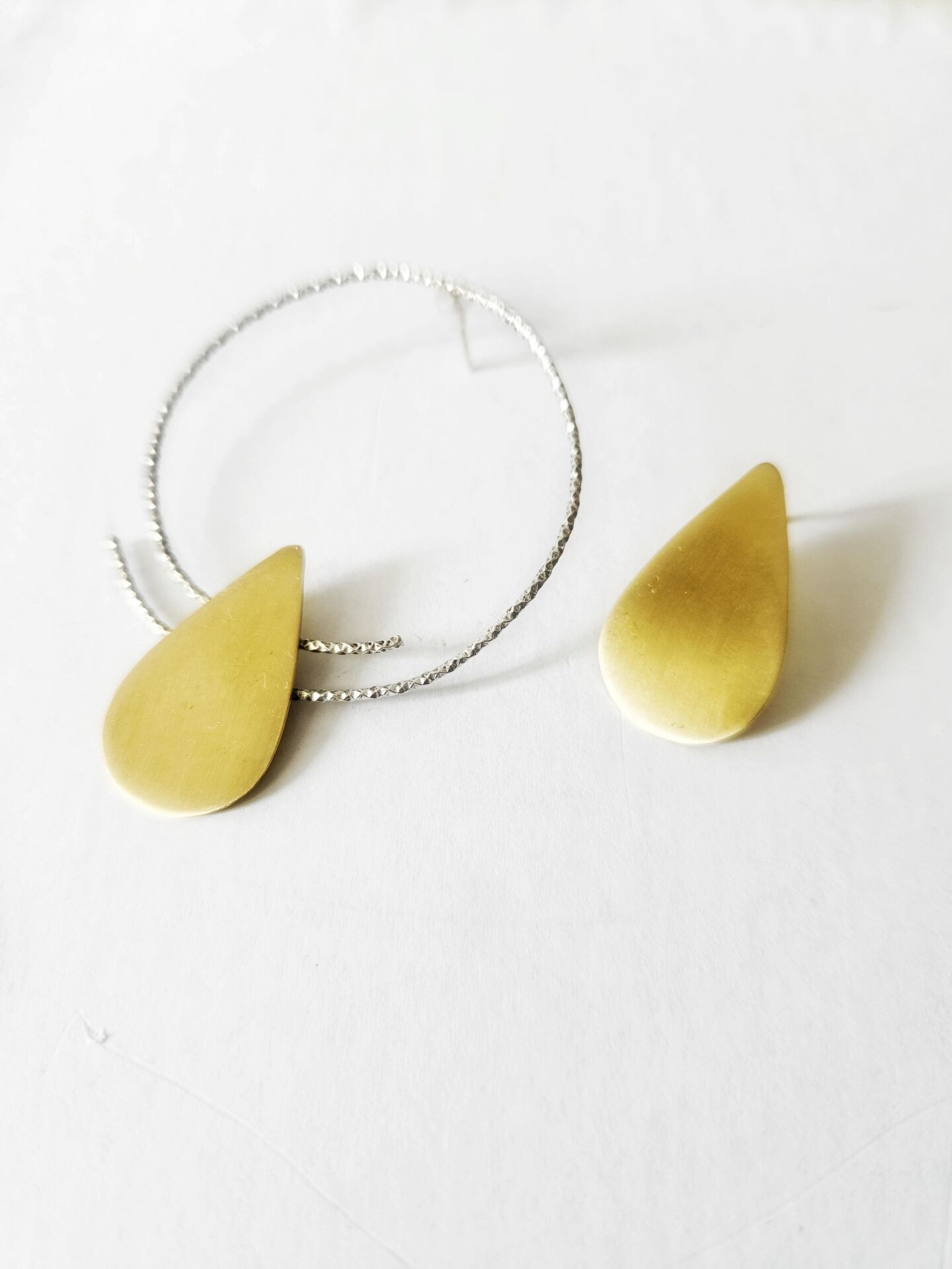 Asimetrik Damla Yuvarlak Gümüş-Bronz Küpe