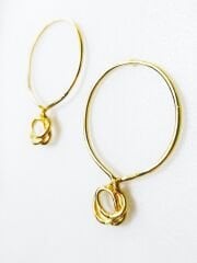 Ucunda Çiçek Yuvarlak Bronz Küpe