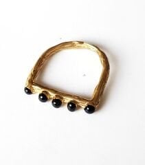 Minik Siyah Toplu Bronz Yüzük