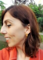 El Yapımı Altın Renk Dokulu Uzun Kadın Küpe