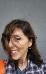 El Yapımı Altın Renk Üçgen Form Kadın Küpe