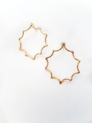 El Yapımı Altın Renk Organik Çerçeve Kadın Küpe